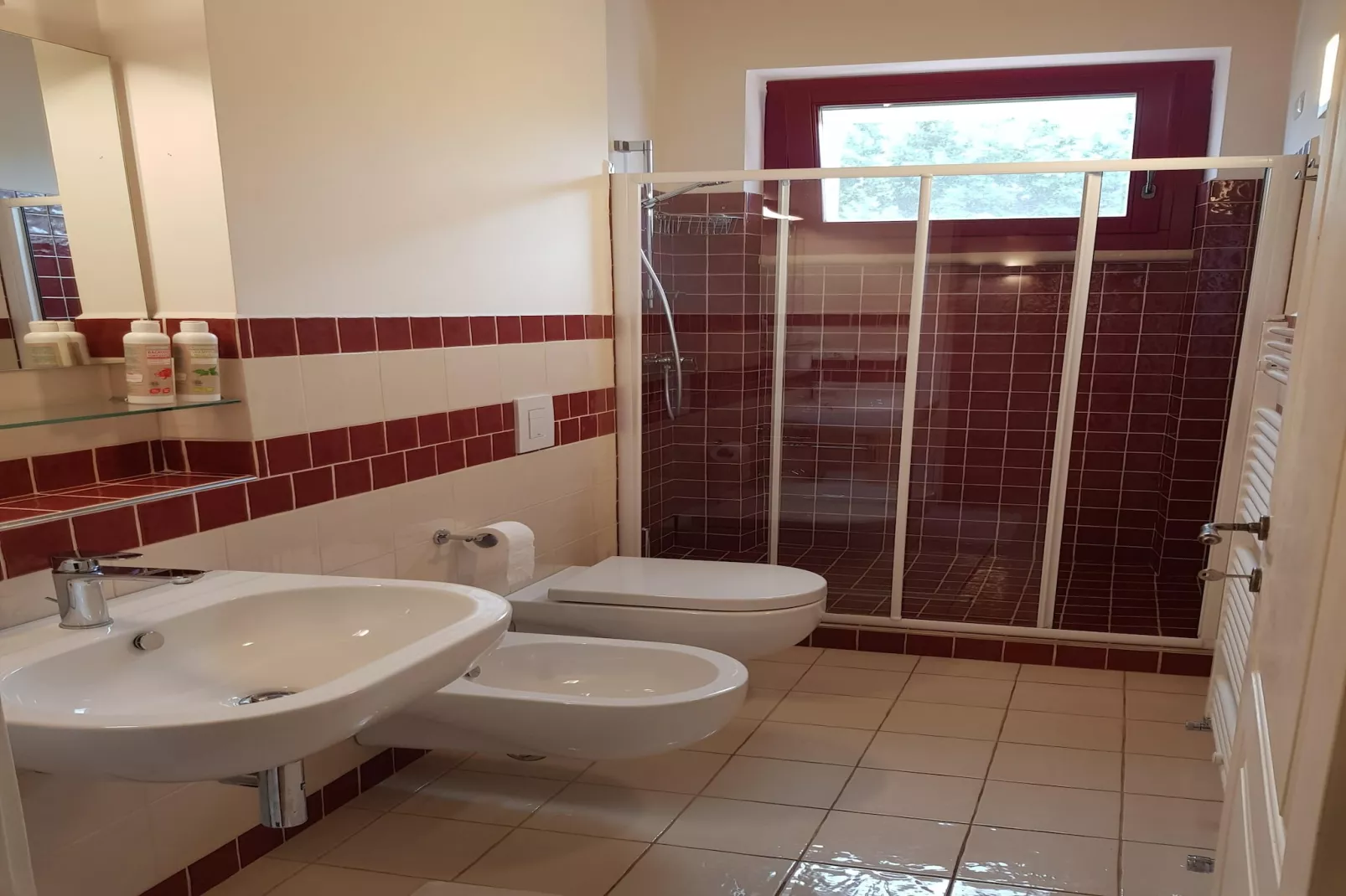 Melograno 4-Bathroom
