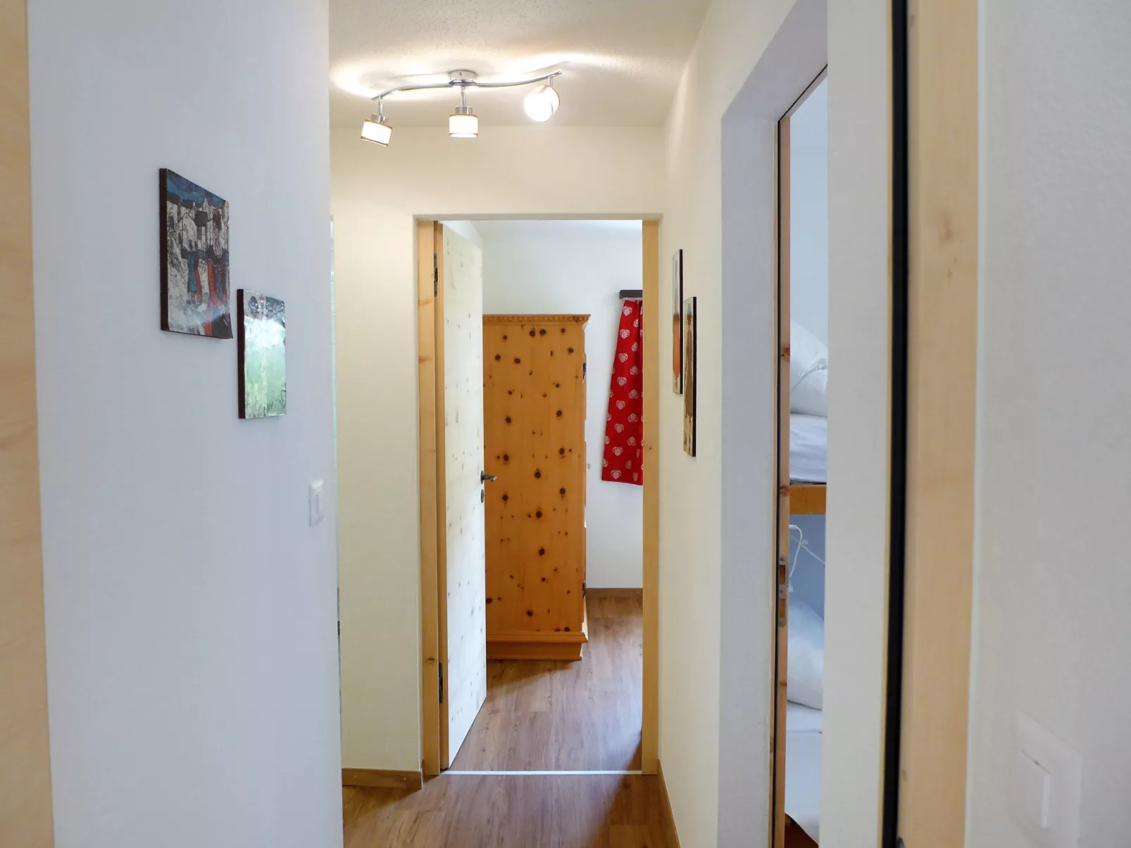 Chesa Mulin-Inside