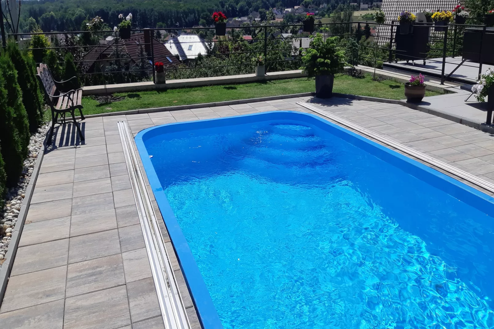 poolofhouse
