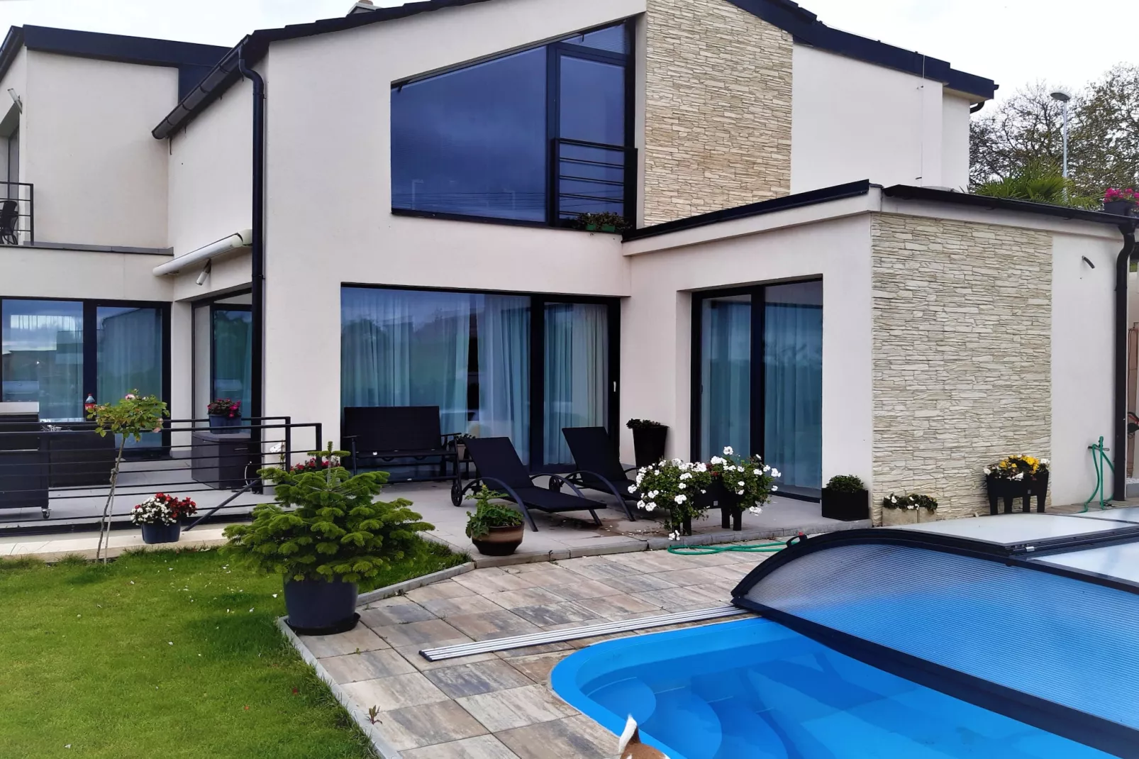 Lány SPLG140-Outdoor