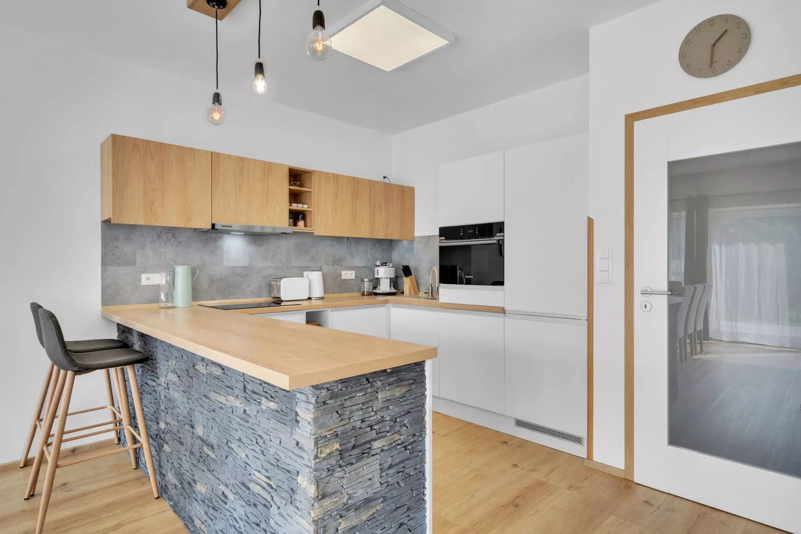 Cerny Dul KCL060-Kitchen
