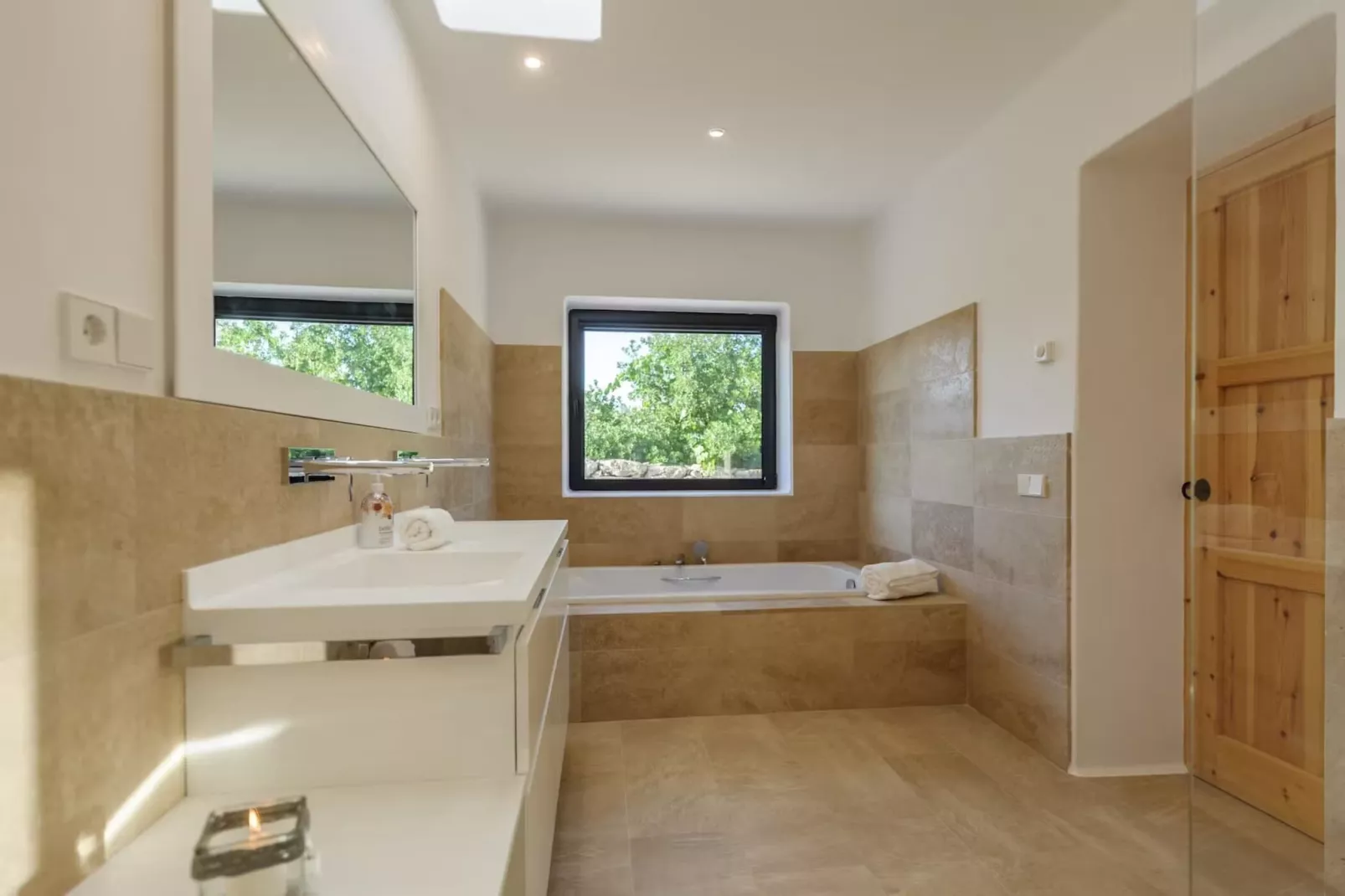 Villa Fabienne-Salle de bain