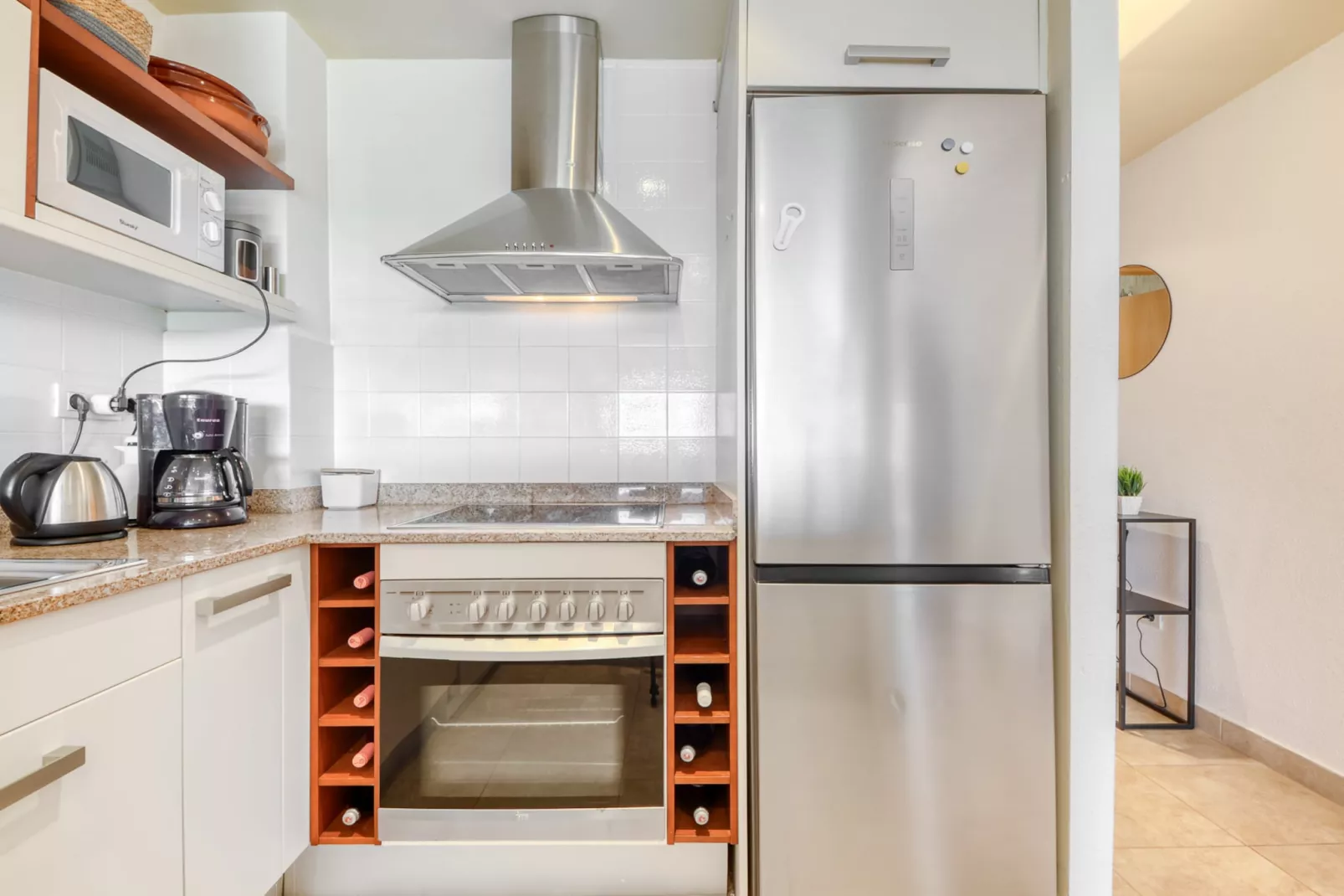 SUN VILLAGE  P4-Kitchen