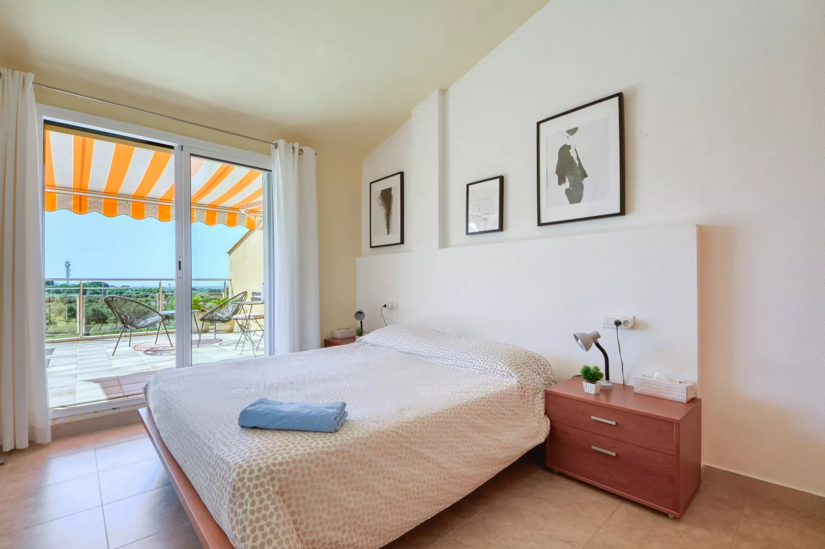 SUN VILLAGE  P4-Bedroom