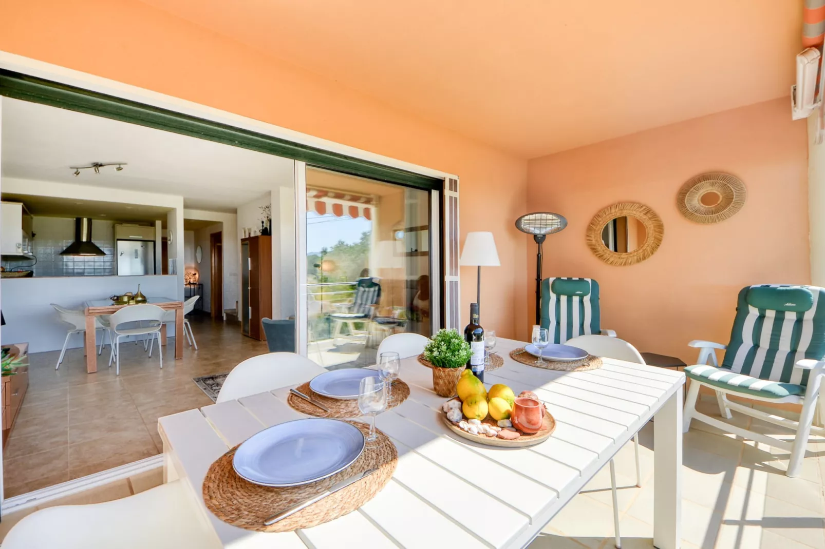 SUN VILLAGE  P4-Terrace balcony