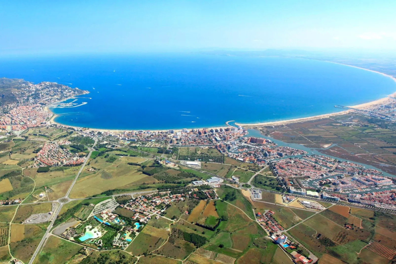 SUN VILLAGE  P4-Areas summer 20km