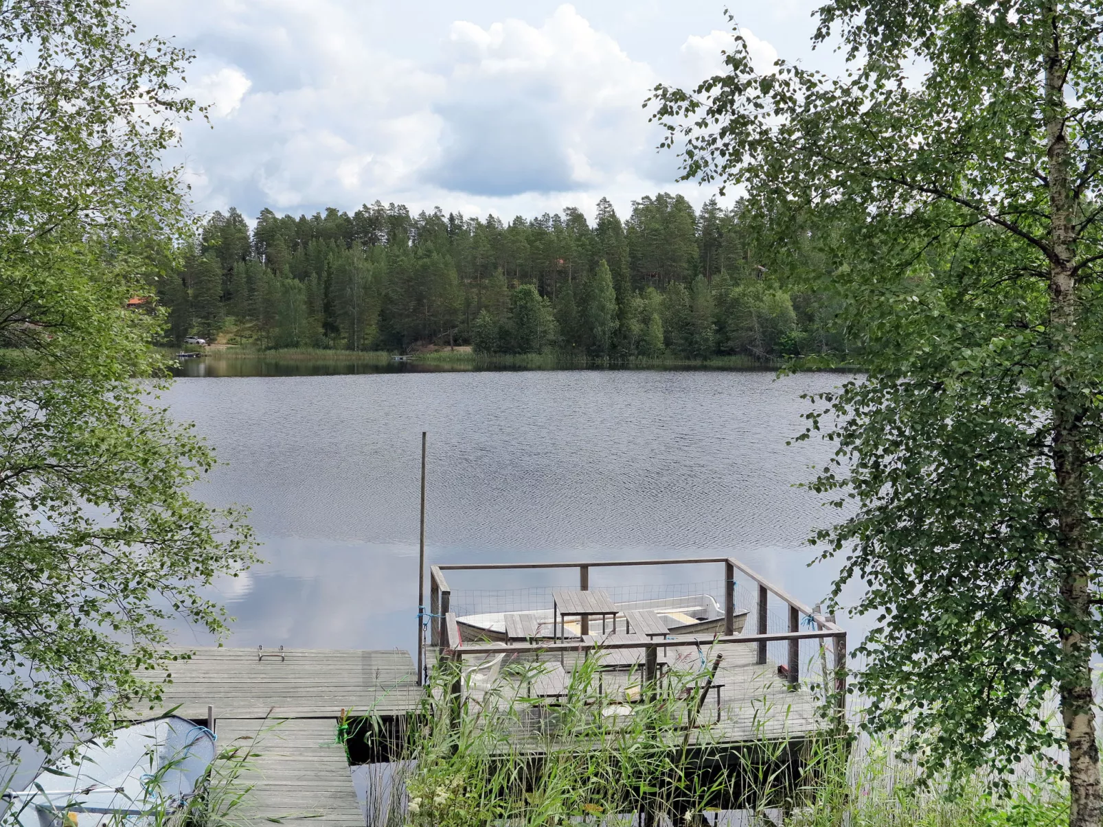 Nedre Gärdsjö-Outside