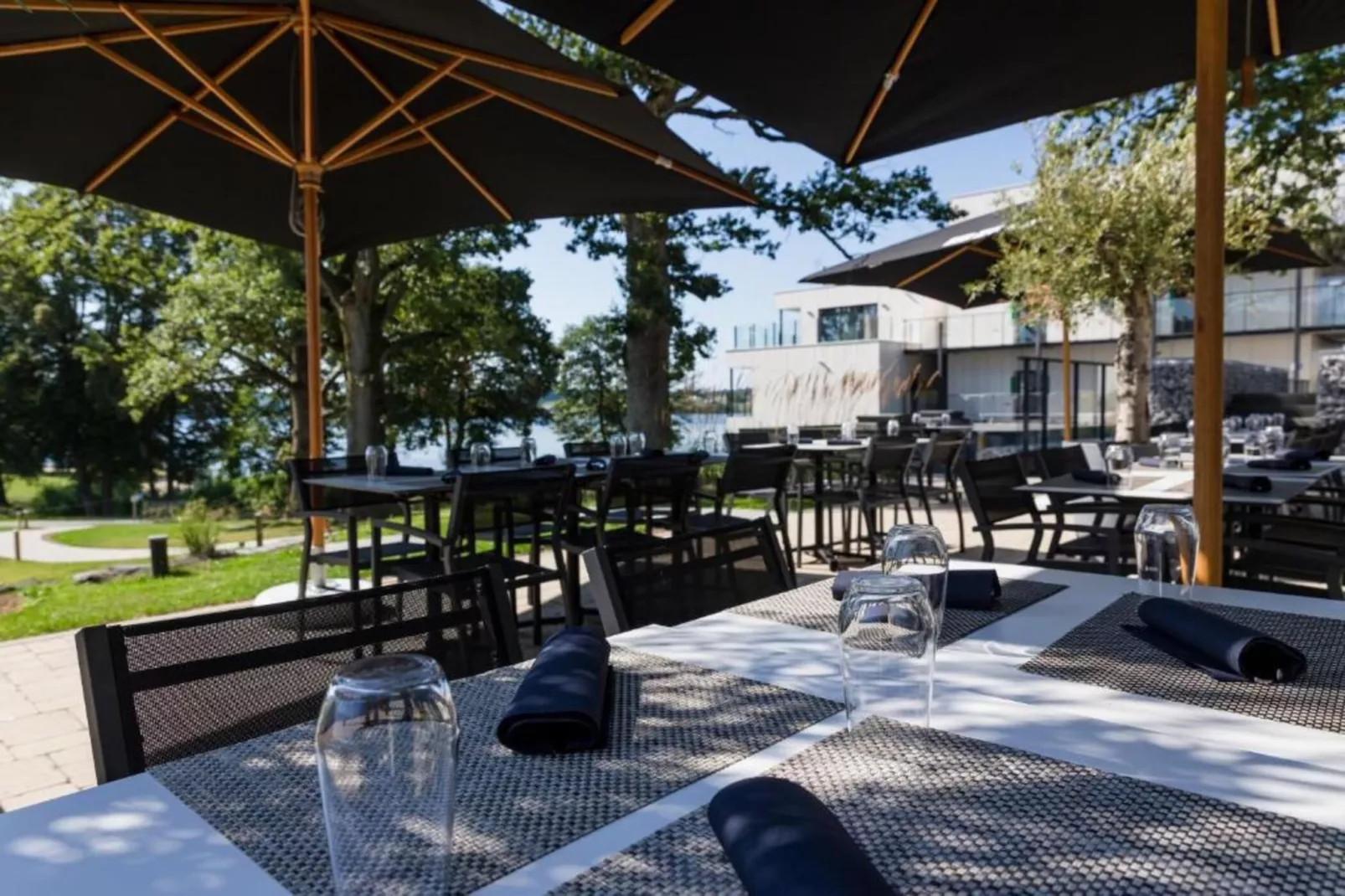 8 persons - 4 rooms 130m² without sauna-Terrassenbalkon
