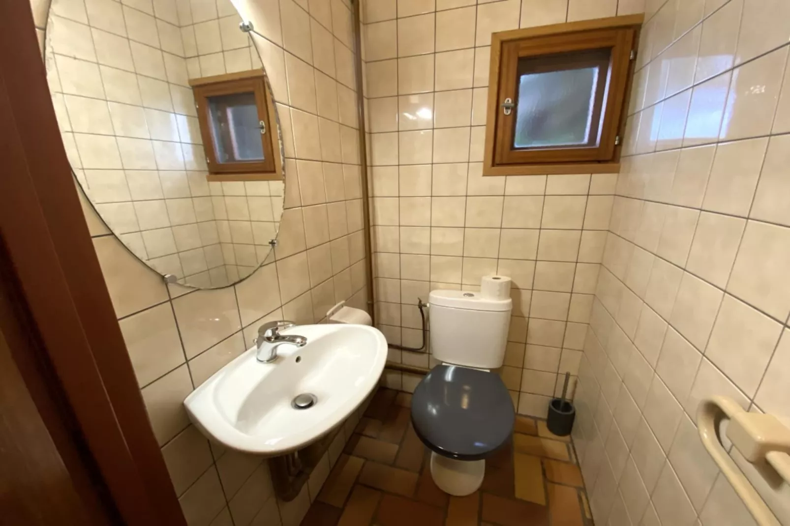 LE TRAPPEUR  Chalet en bois vue montagne-Bathroom