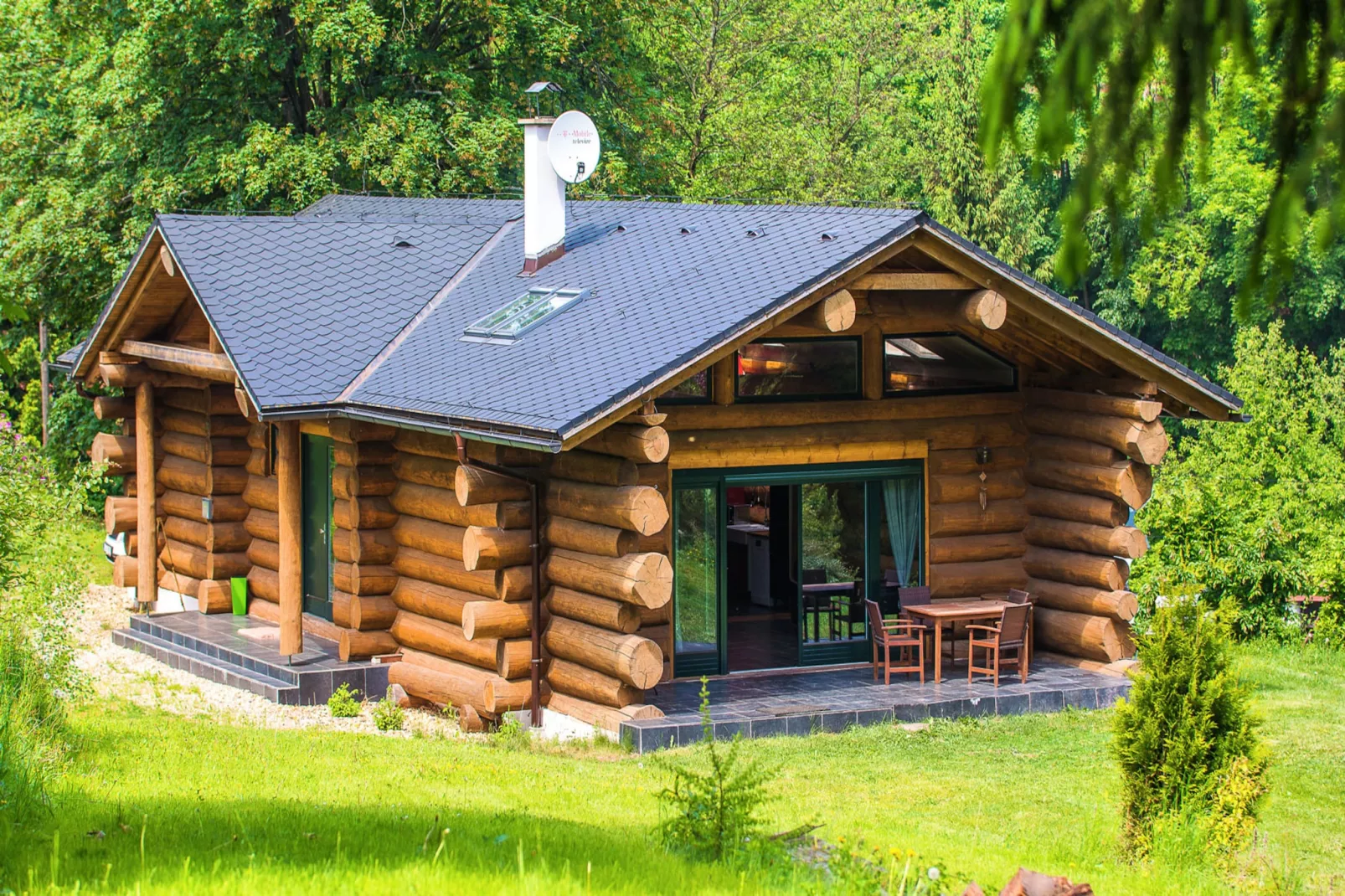 Lomnice nad Popelkou LLB005