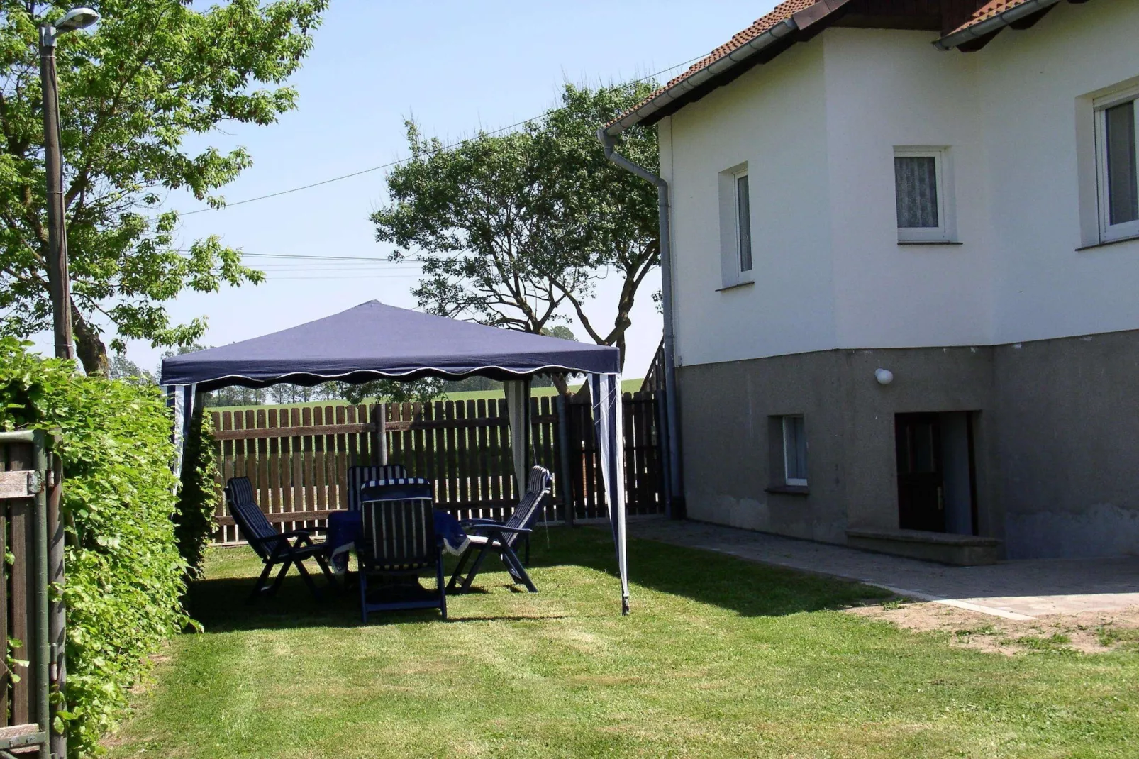 Seeblick-Außenbereich Sommer