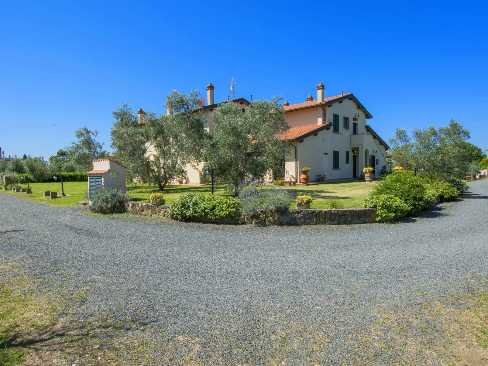 Le Macine-Dehors