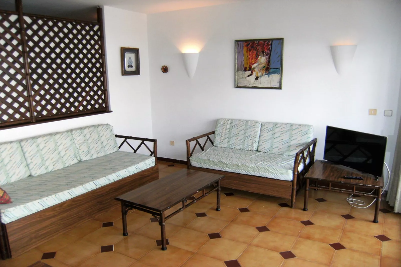 JADEMAR 064-B-Living room