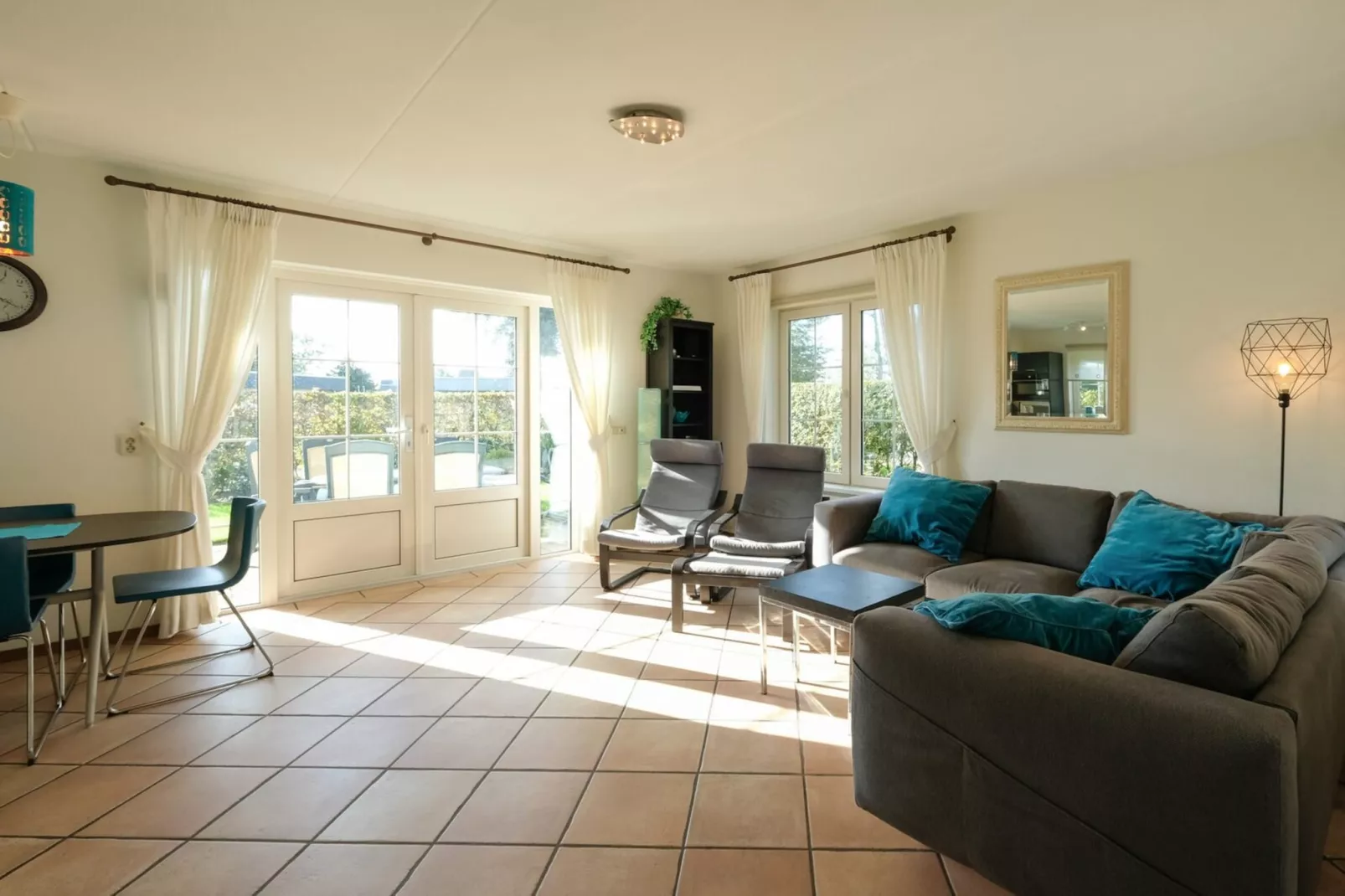 Anzelhoef 30-Living room