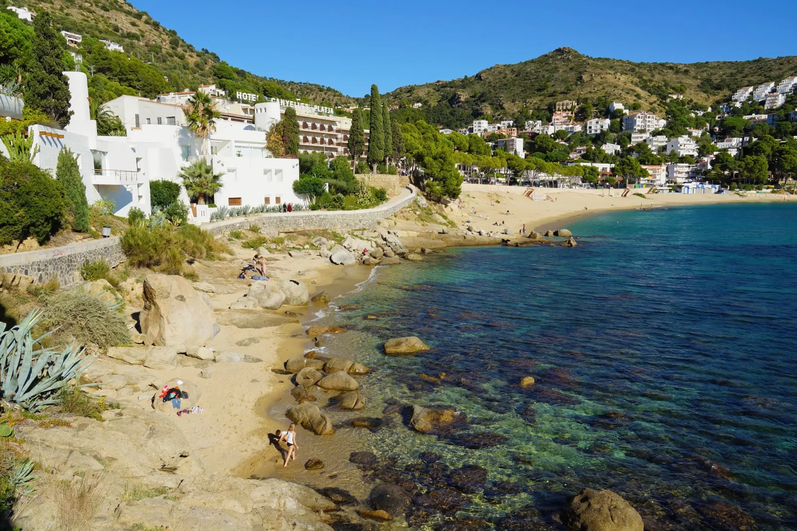 LES ROQUES C B1 Roses-Areas summer 1km