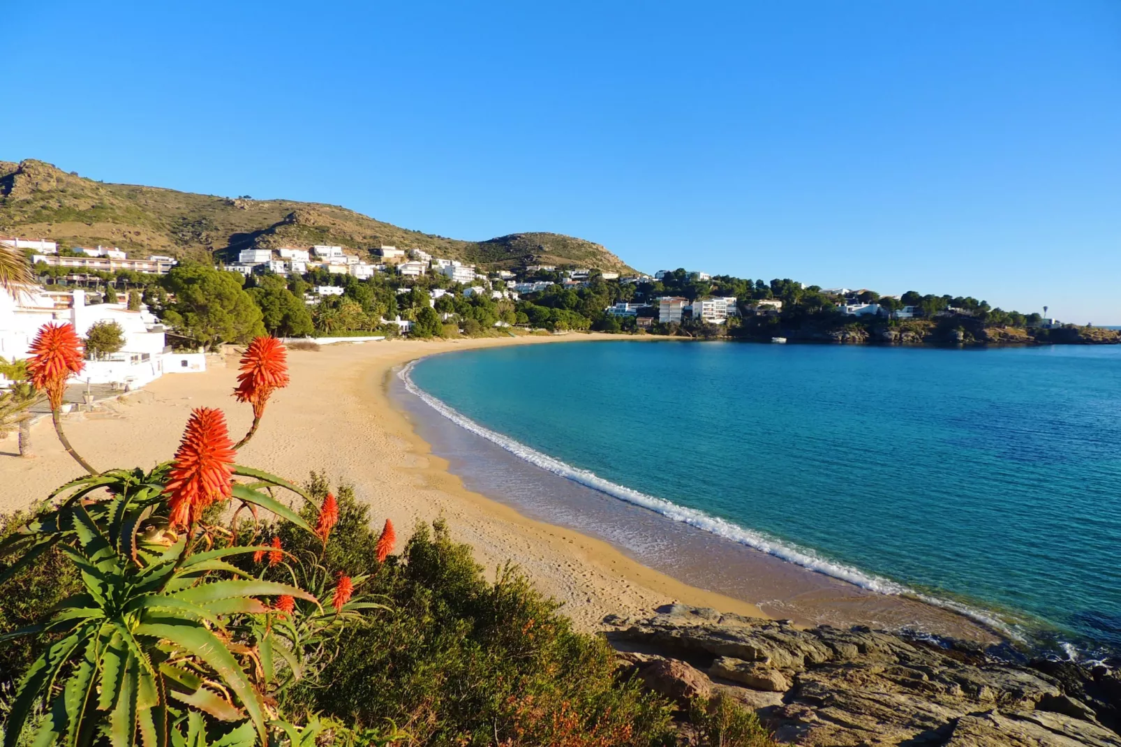 LES ROQUES C B1 Roses-Areas summer 5km