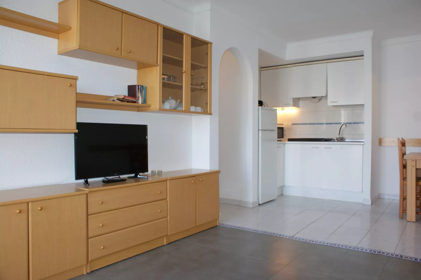 ELS PINS D1 2-2-Kitchen