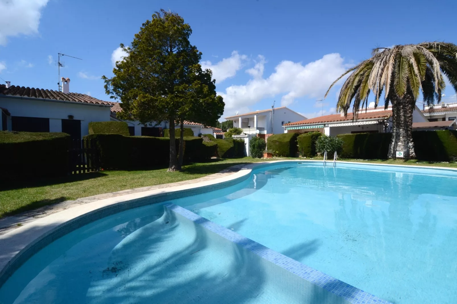 PUIG 213-Pool