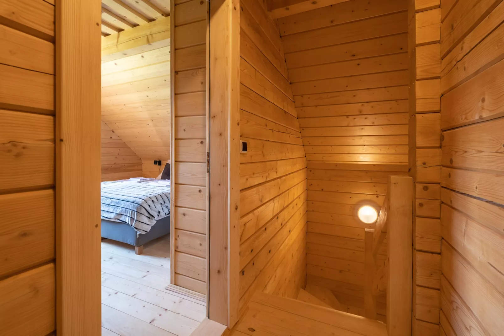 Velké Karlovice MKR545-Bedroom