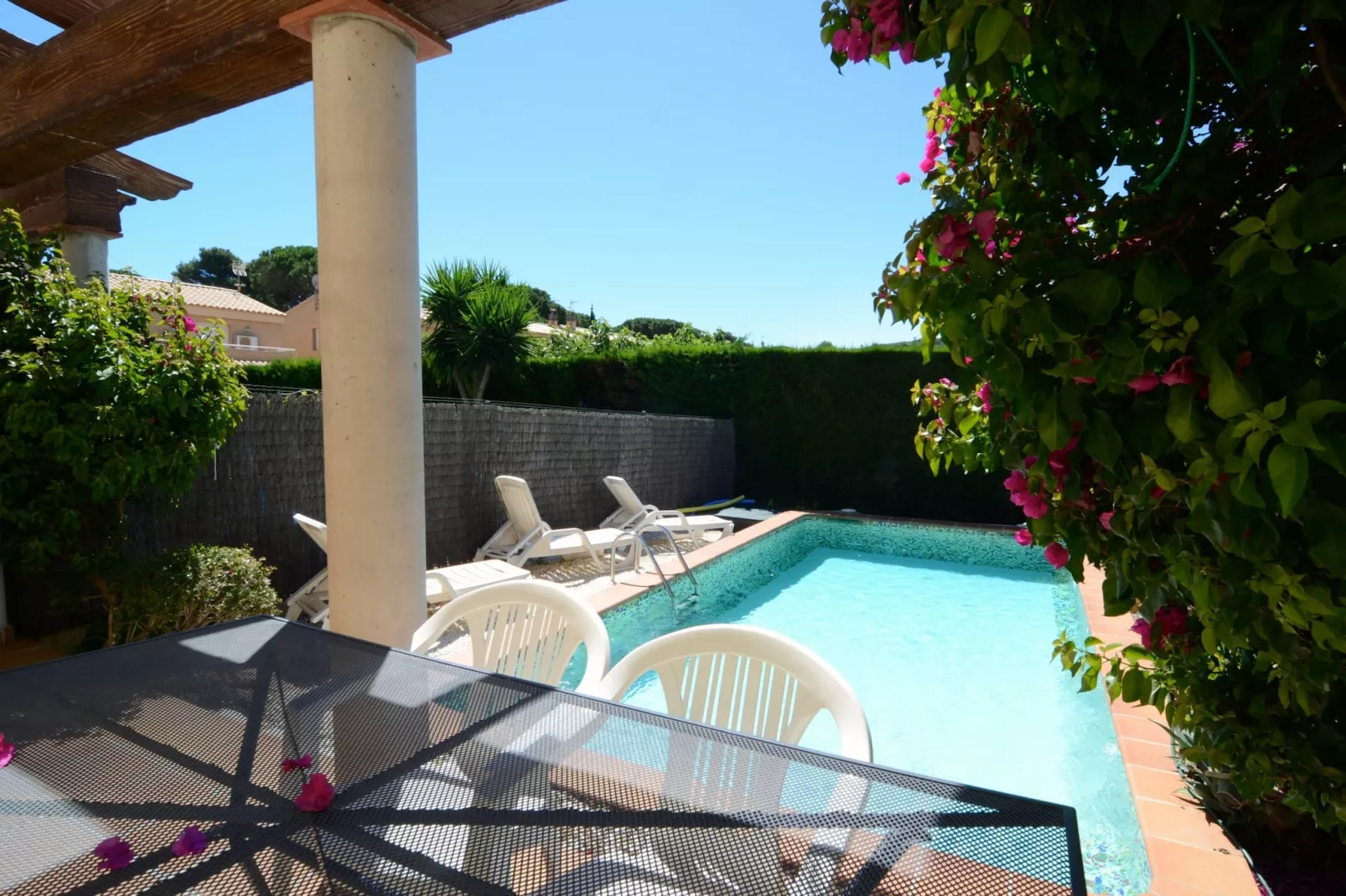 FLUVIA 32 A-Terrace