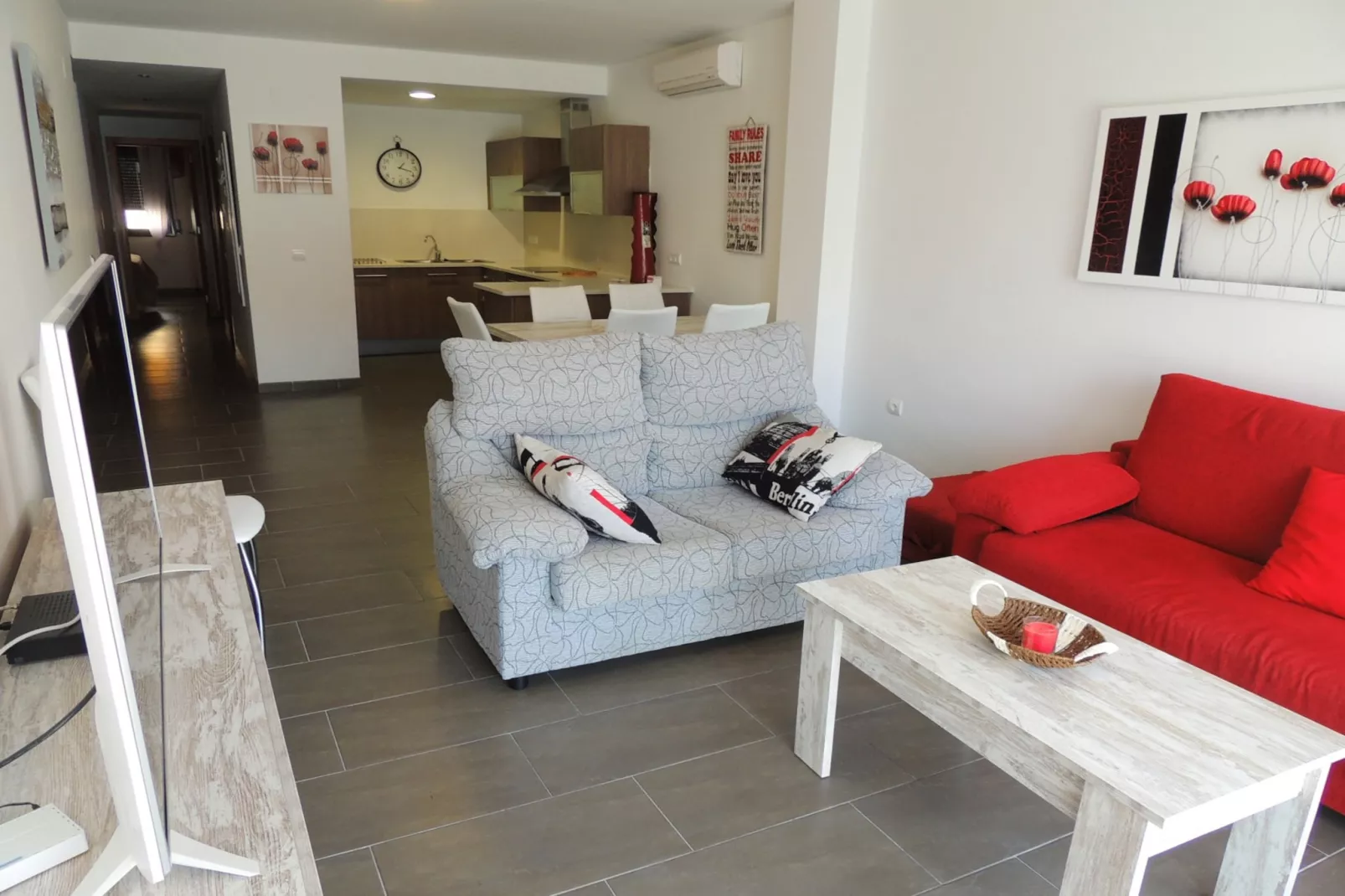GRAN RESERVA MIMOSES 2 BJS C Empuriabrava-Living room