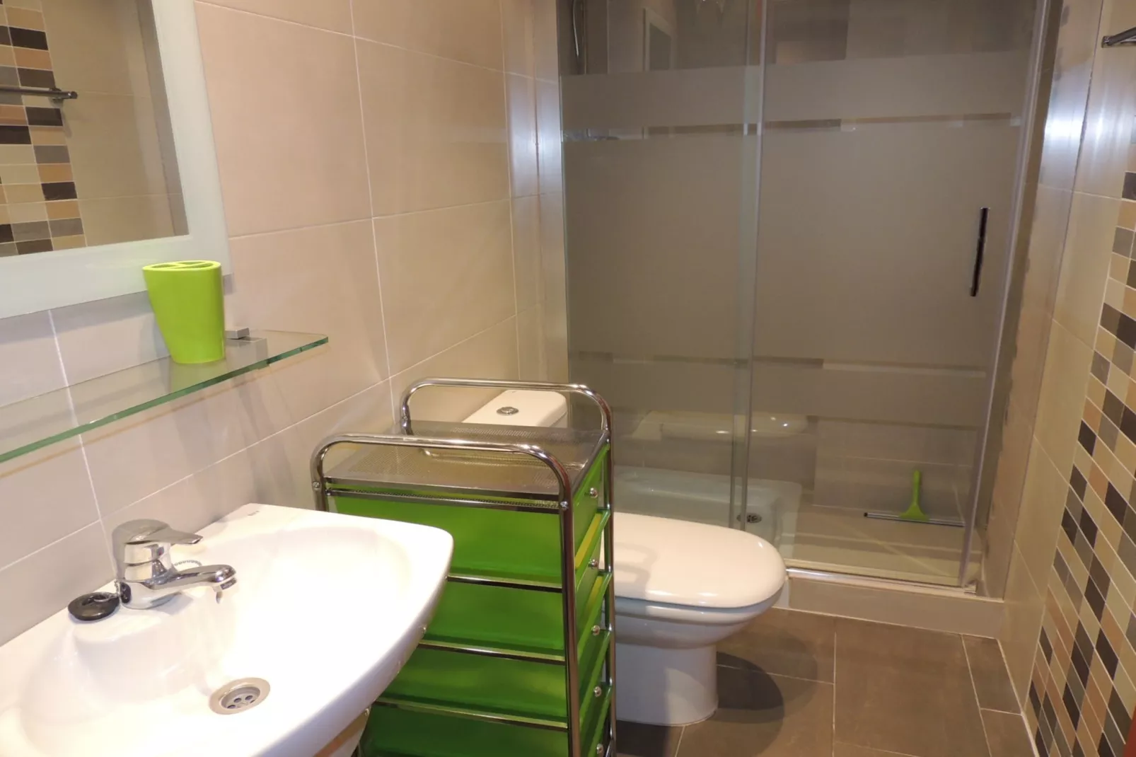 GRAN RESERVA MIMOSES 2 BJS C Empuriabrava-Bathroom