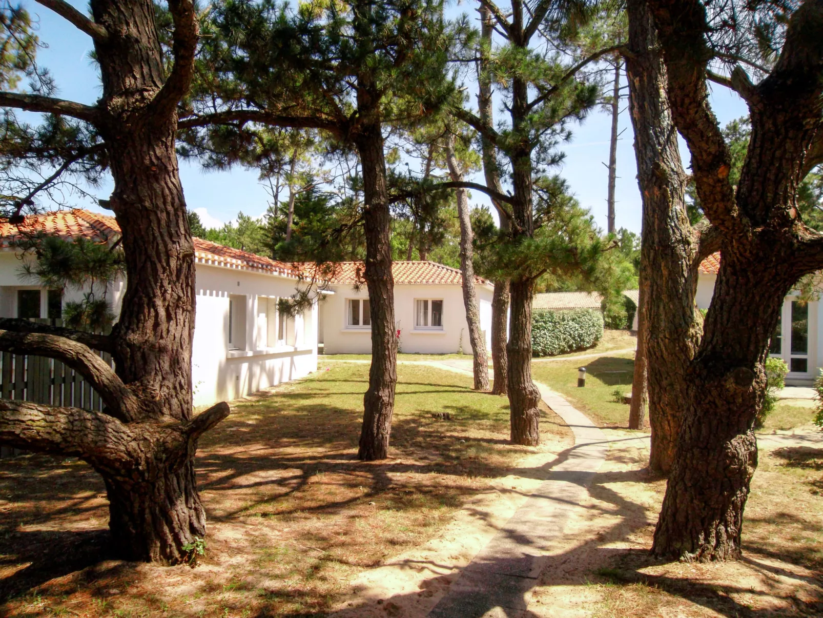 Hameau Océan-Outside