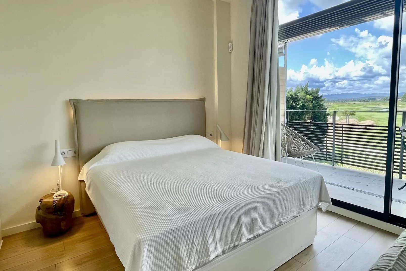 RESID.GOLF EST. 4 1-3-Bedroom