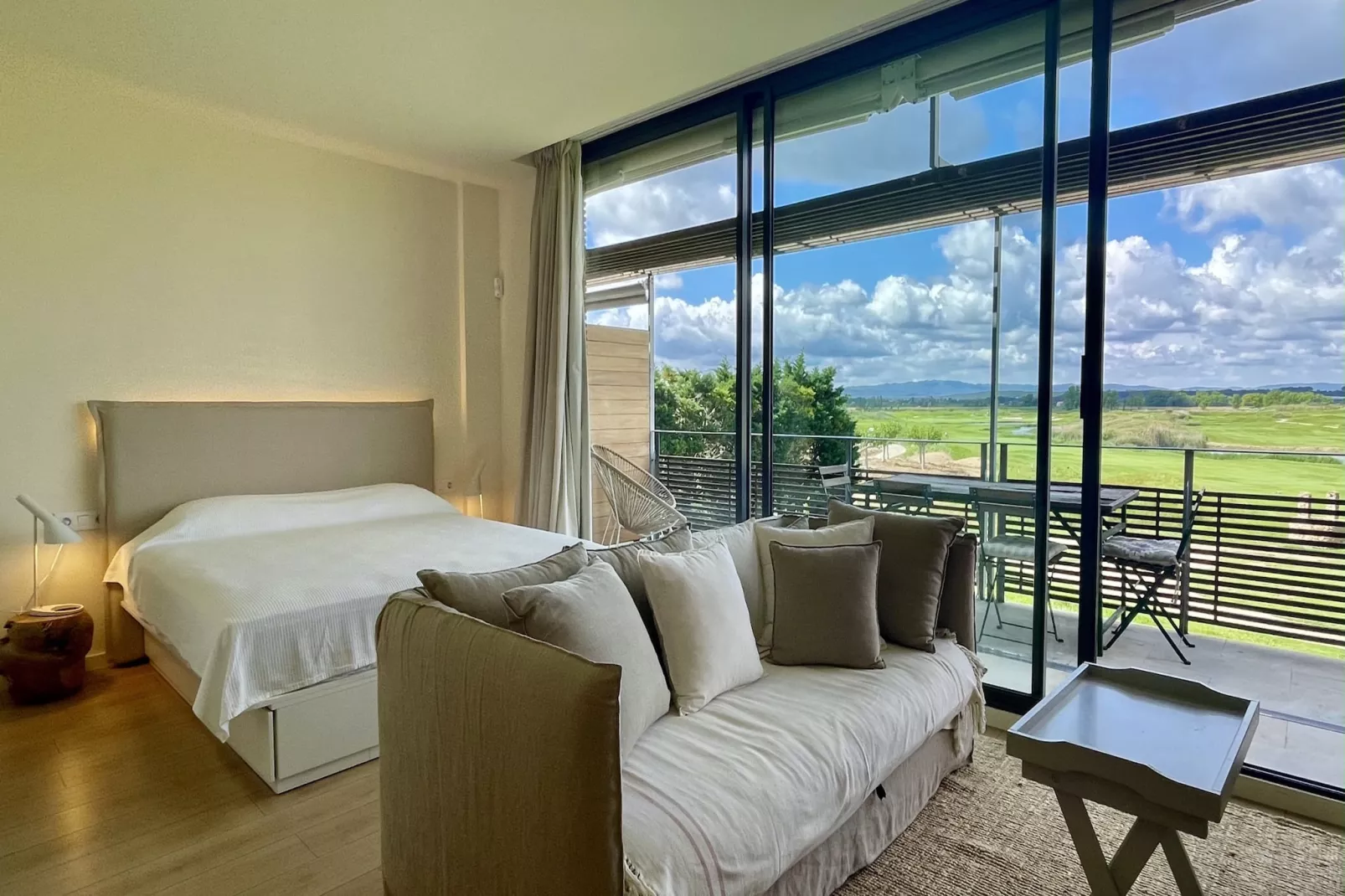 RESID.GOLF EST. 4 1-3-Bedroom