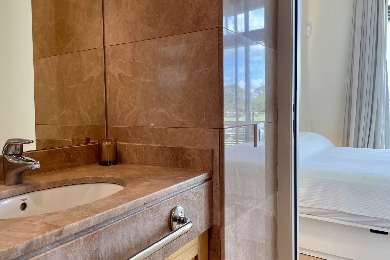 RESID.GOLF EST. 4 1-3-Bathroom
