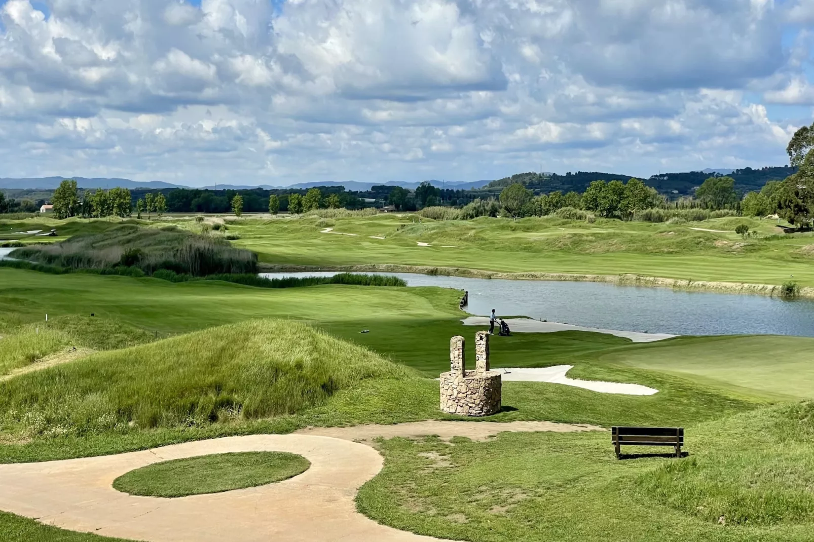 RESID.GOLF EST. 4 1-3-Outdoor