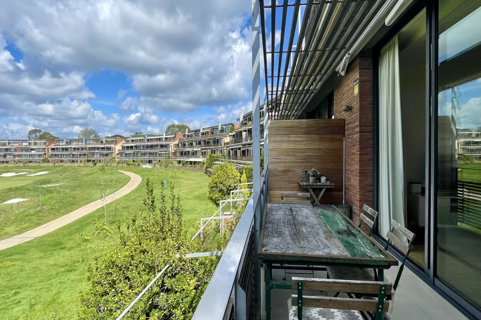 RESID.GOLF EST. 4 1-3-Terrace