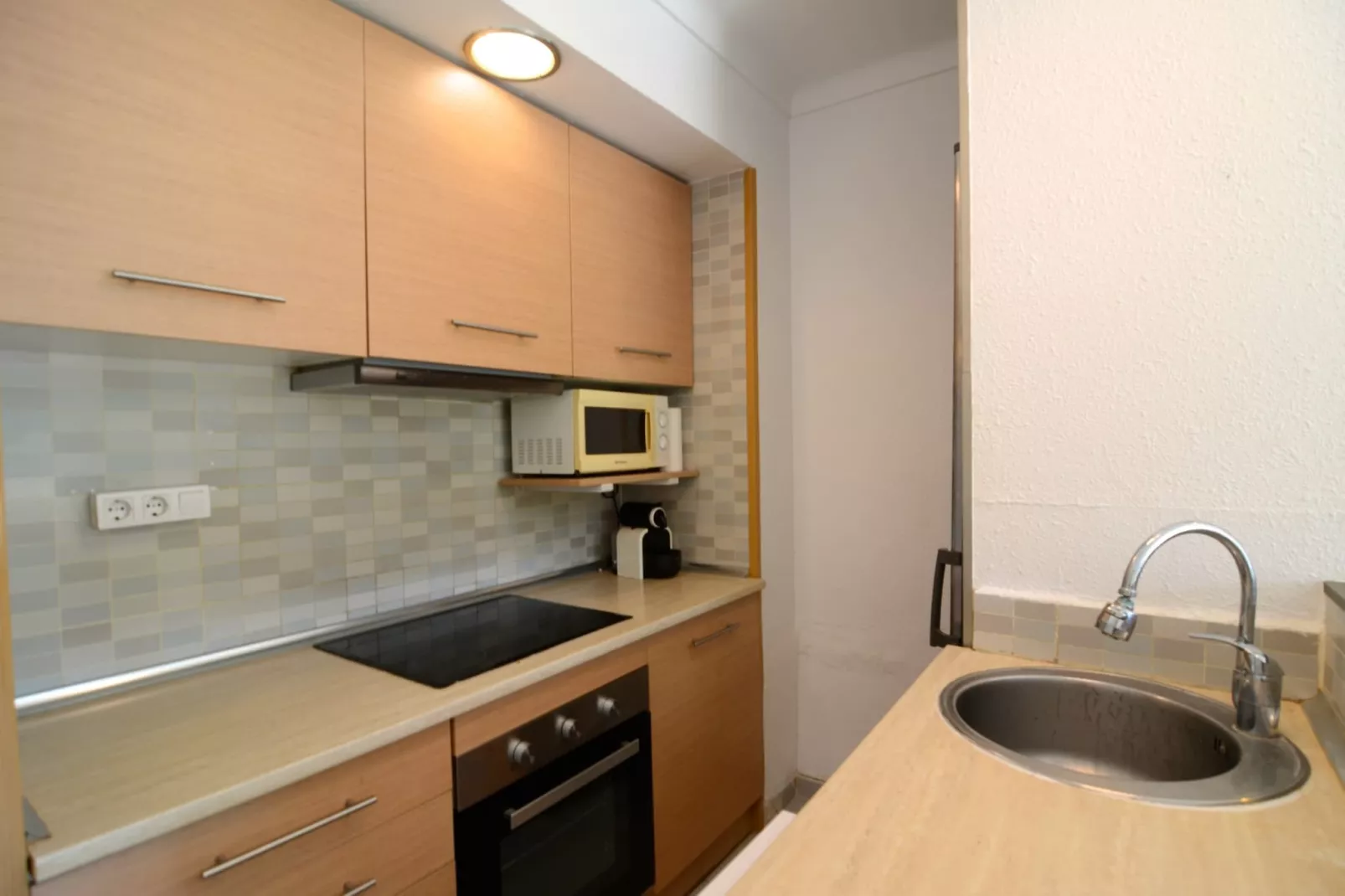 MAGDA PARK J 2 B-Kitchen