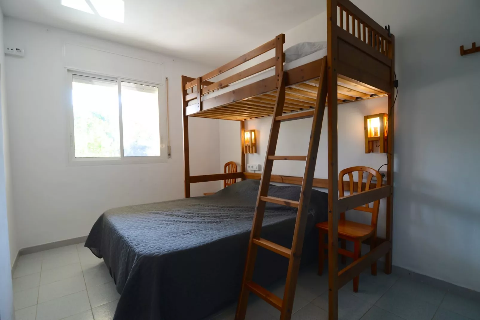 MAGDA PARK J 2 B-Bedroom