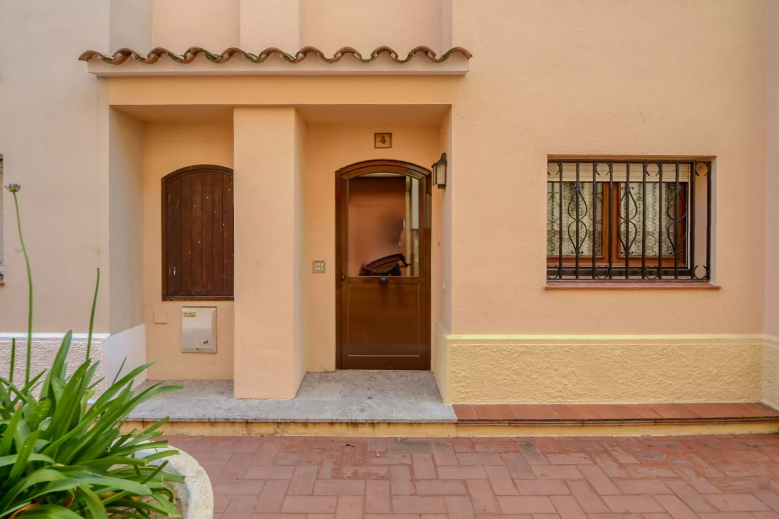 GRAN RESERVA FLORES 4 1 66 Empuriabrava- Barneda-Reception hall