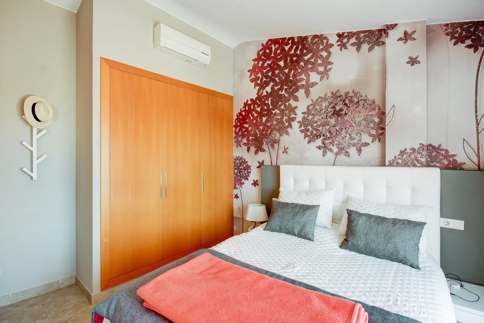 SUN VILLAGE P2-Bedroom