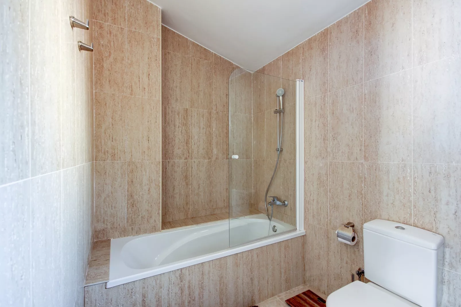 SUN VILLAGE P2-Bathroom
