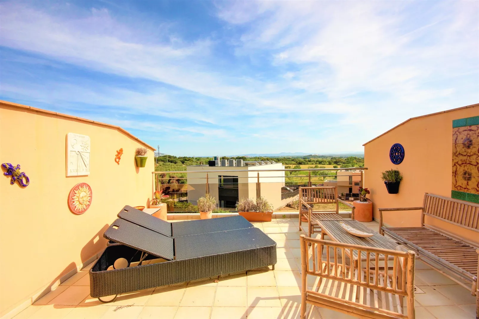 SUN VILLAGE P2-Outdoor
