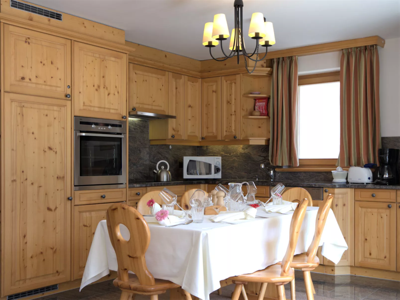 Chesa Dal Luf B5-Inside