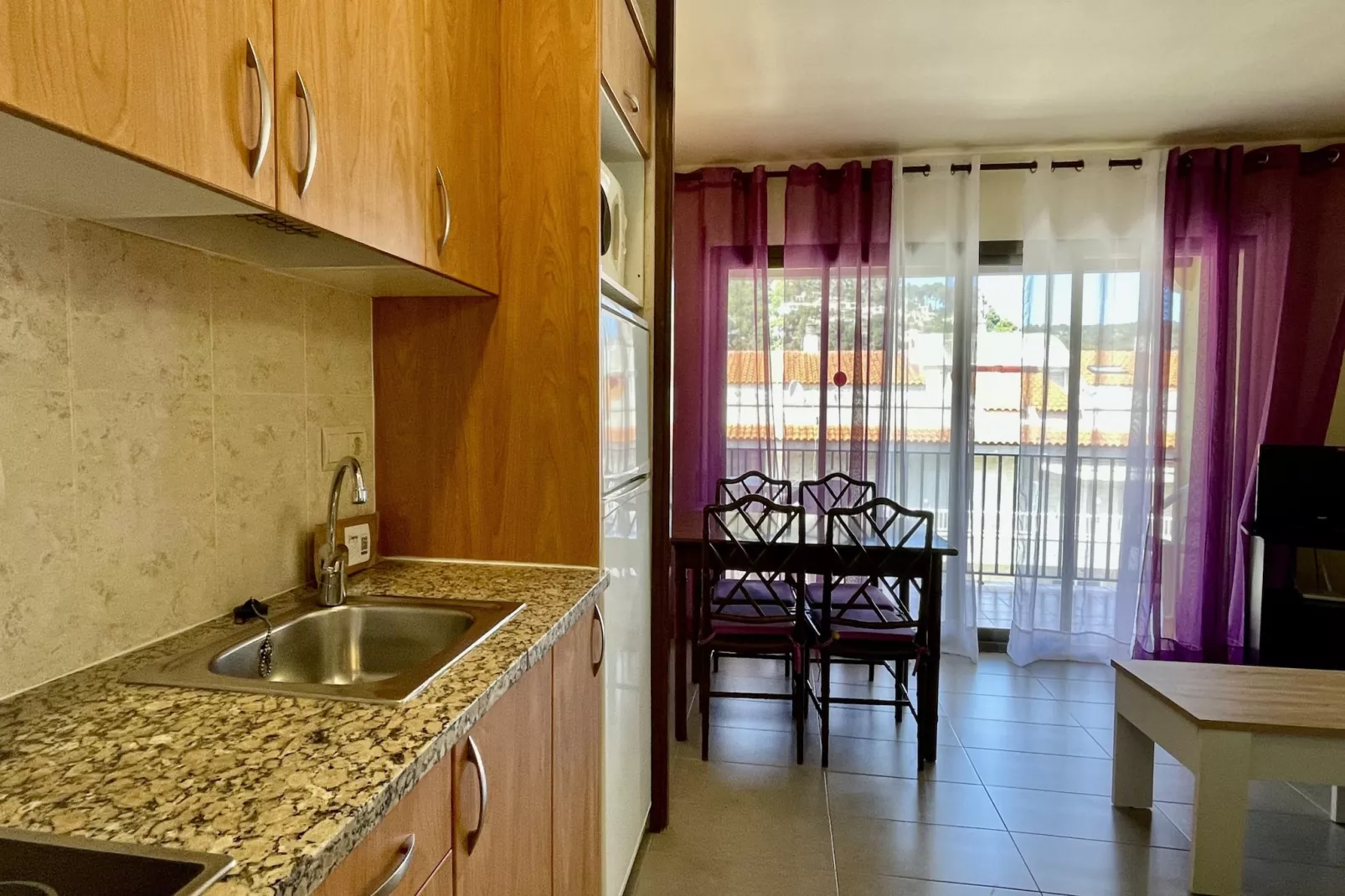 JADEMAR 036-A-Kitchen