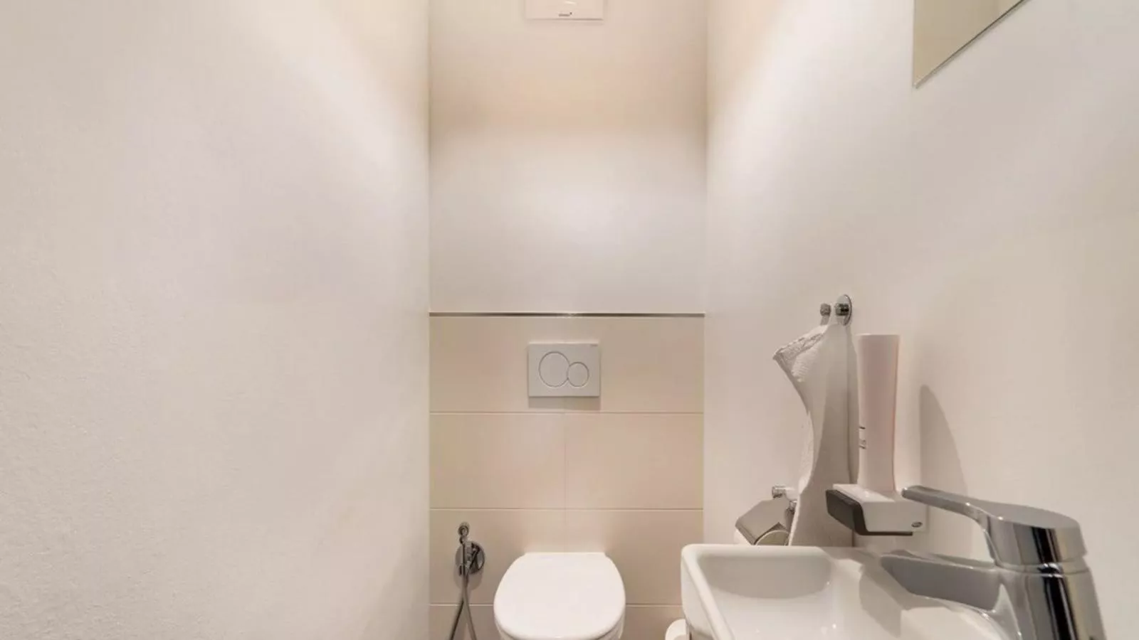 Slunce-Bathroom