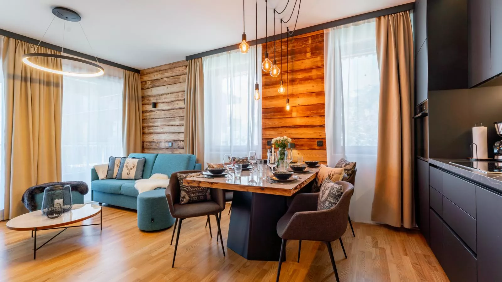 Zirbennest Sonnenalpe Nassfeld-Living room