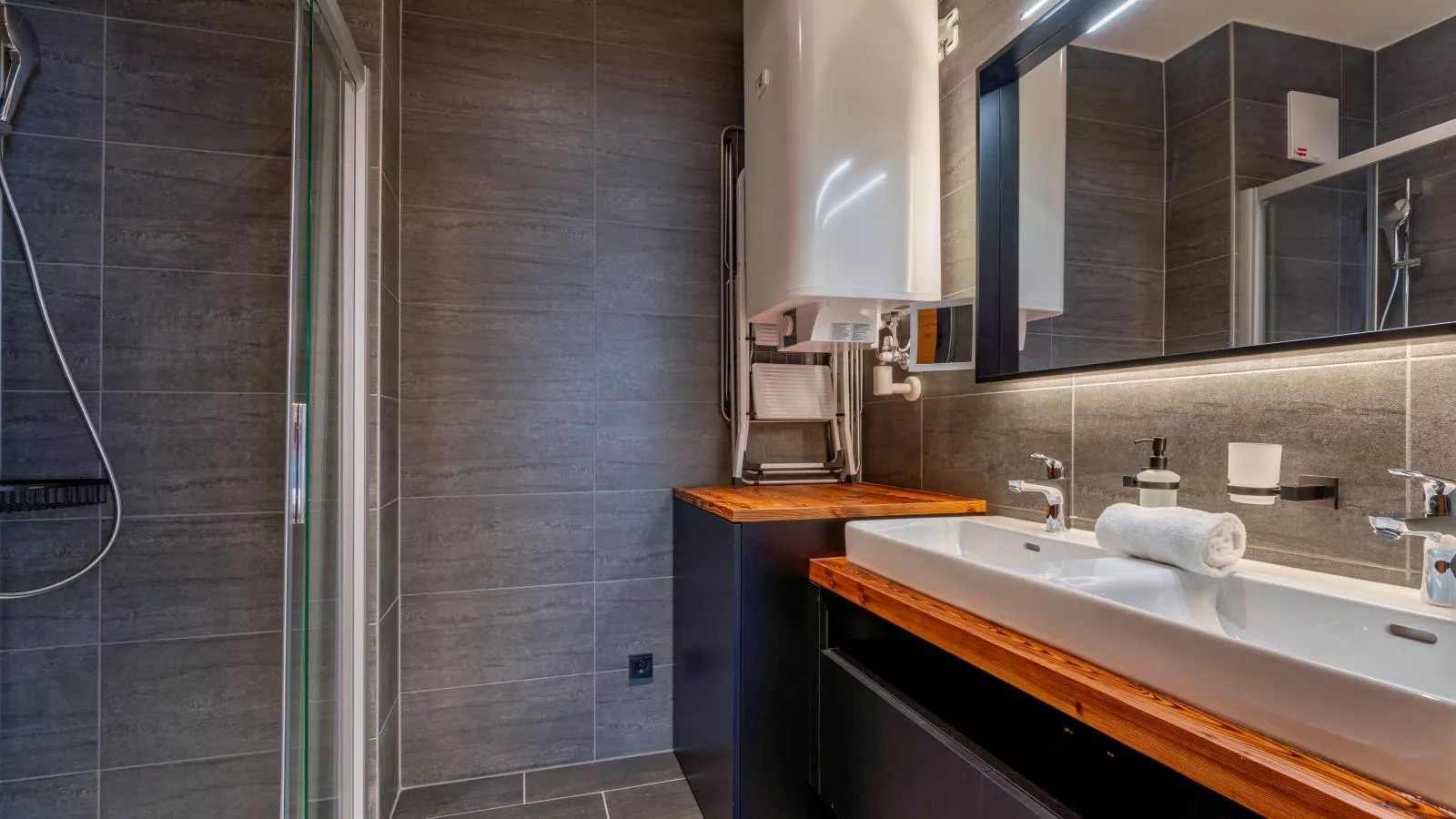 Zirbennest Sonnenalpe Nassfeld-Bathroom