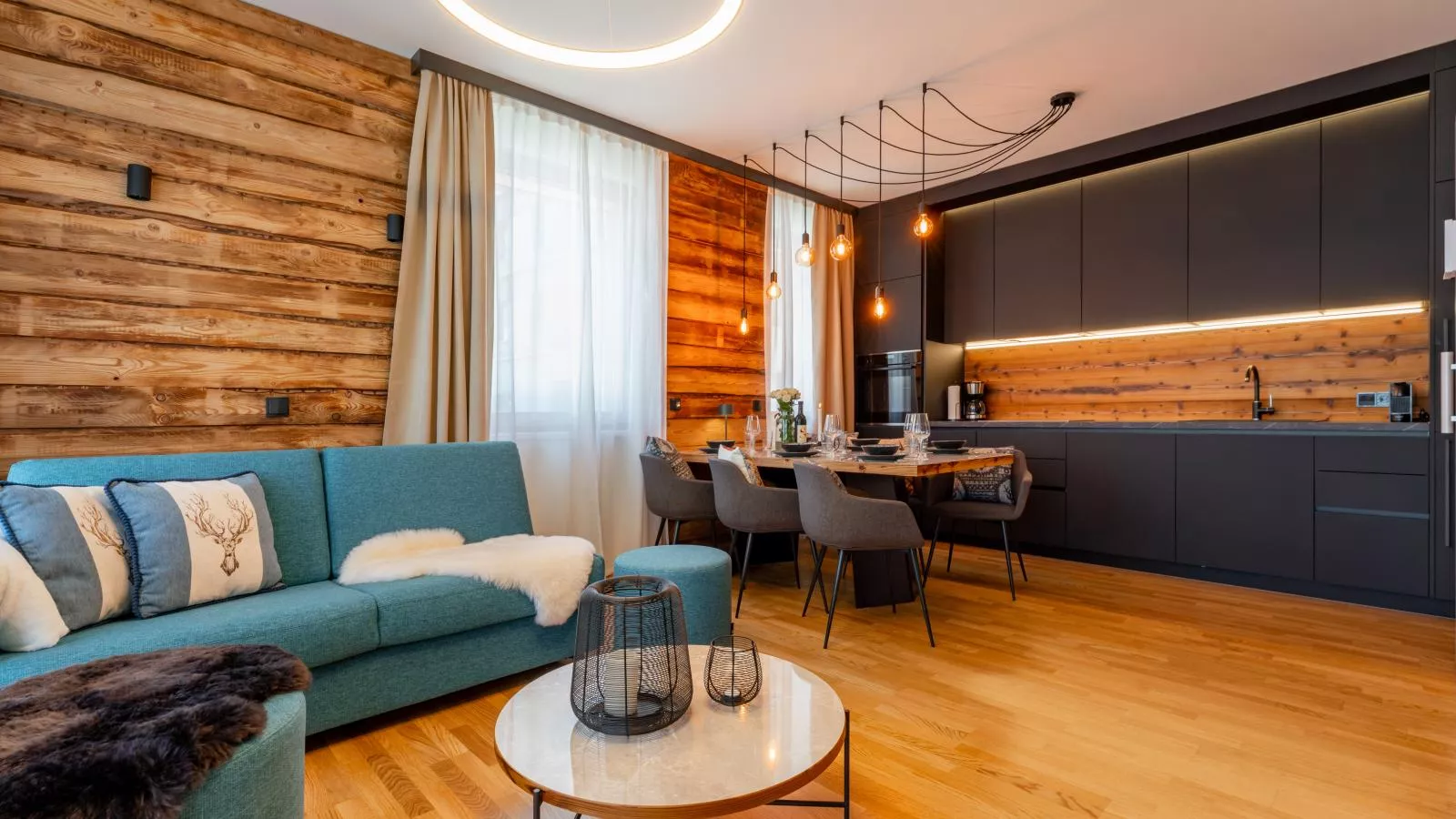 Zirbennest Sonnenalpe Nassfeld-Living room