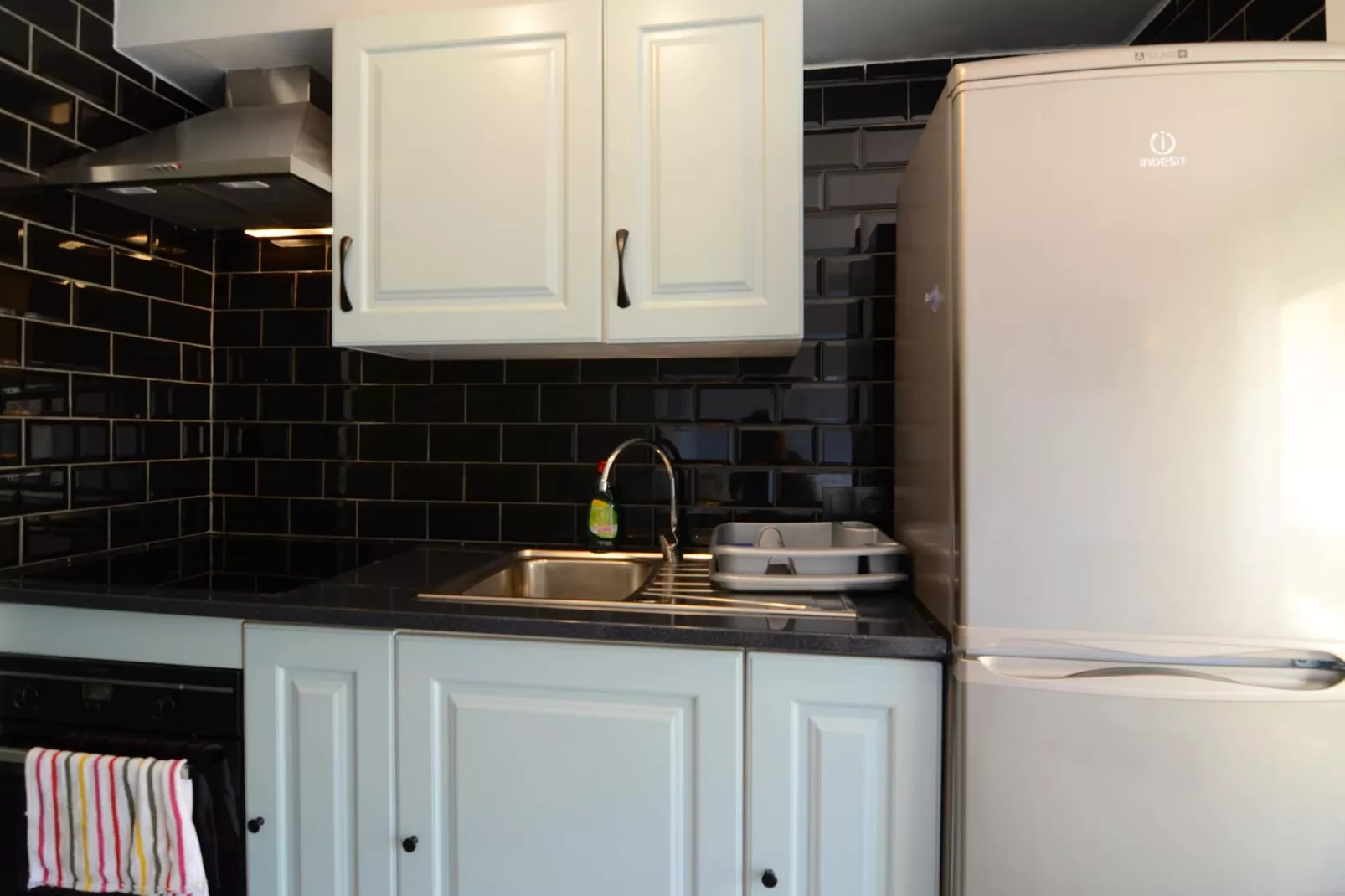 JADEMAR 006-A-Kitchen
