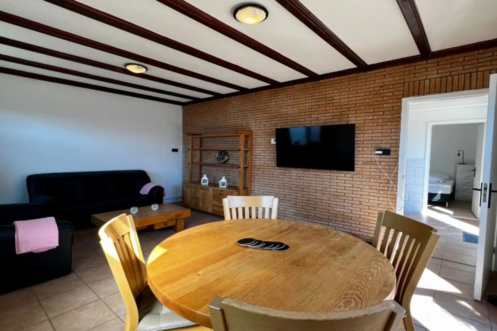 Muiweg 3-Dining room