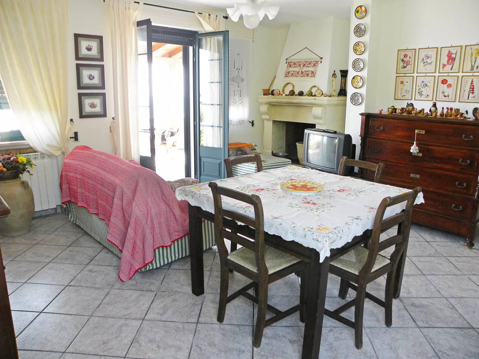 Grillo-Villa Anna-Drinnen