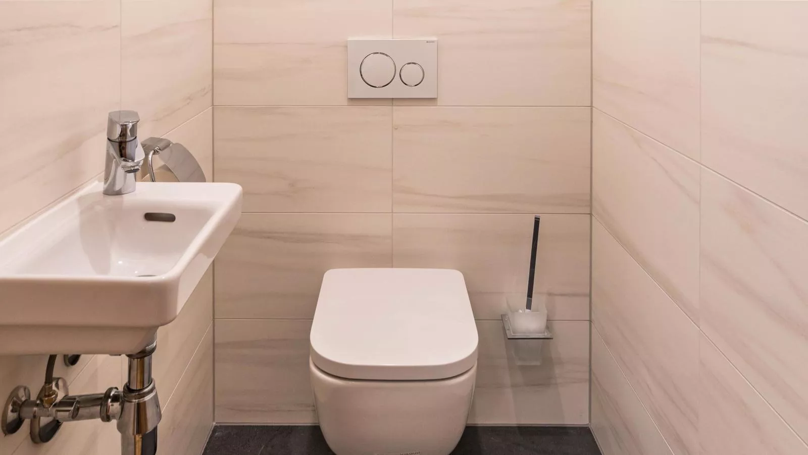 Murleben Top 09-Bathroom