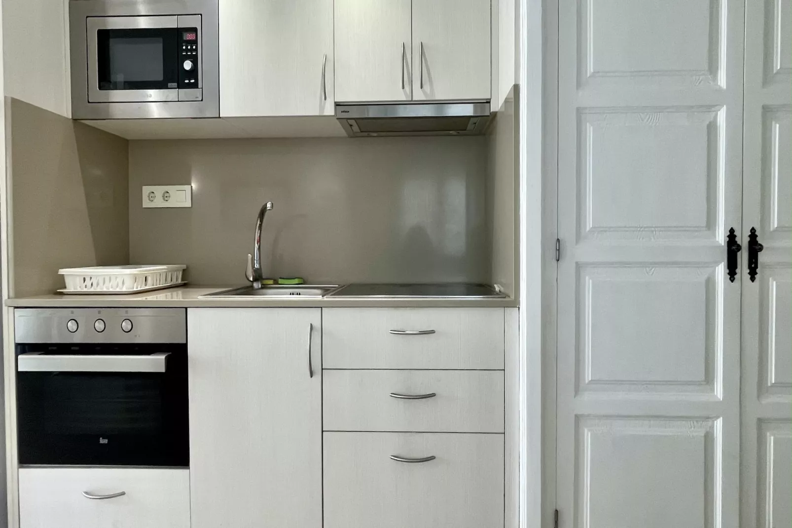 JADEMAR 062-B-Kitchen