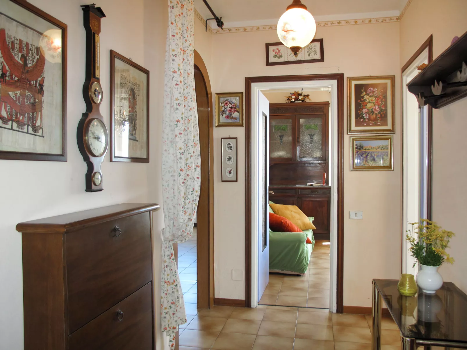 Villa Paradiso (DOL190)-Drinnen